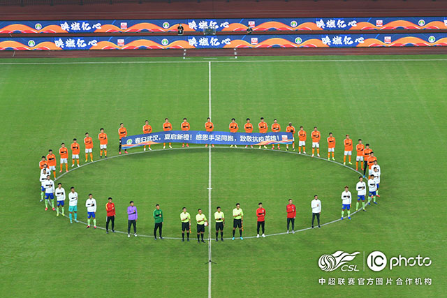 拉菲尼亚本赛季西甲14轮8球 距个人纪录还差3球